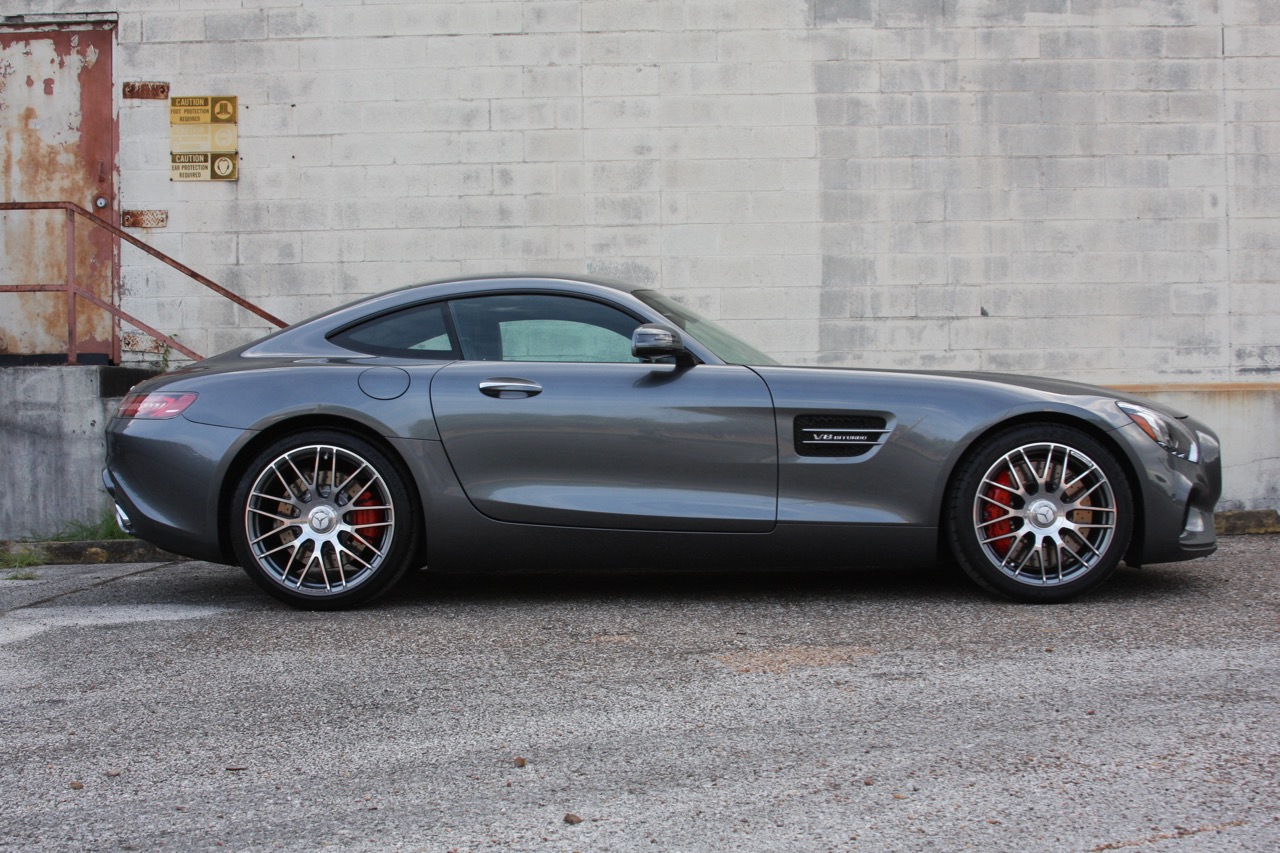 2016 Mercedes-Benz AMG GT-S - 02 of 25.jpg