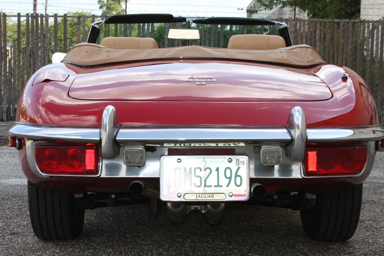 1971 Jaguar E-Type - 04 of 30.jpg