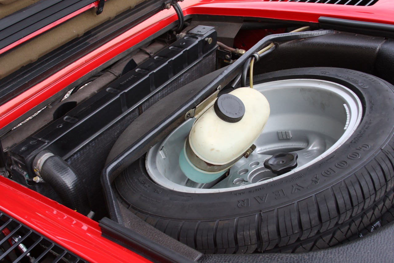 1985 Ferrari 308 GTB QV - 27 of 36.jpg