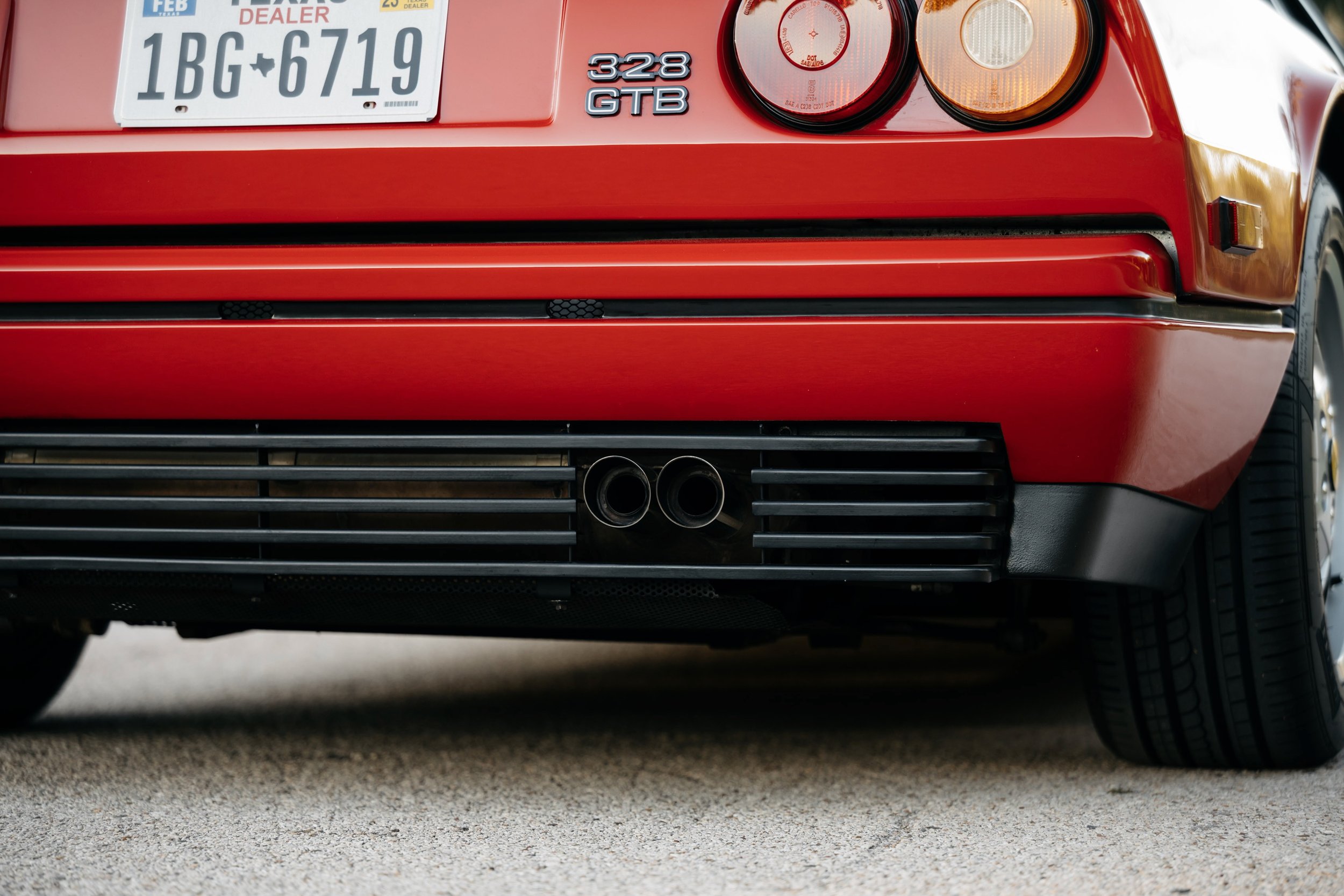 1989 Ferrari 328 GTB (79124) - 070.jpeg