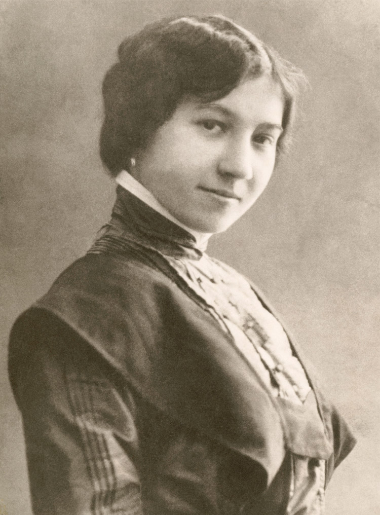 1.4 ┆ Taisia Zakharovna Shcherbak. author’s mother, 1910s