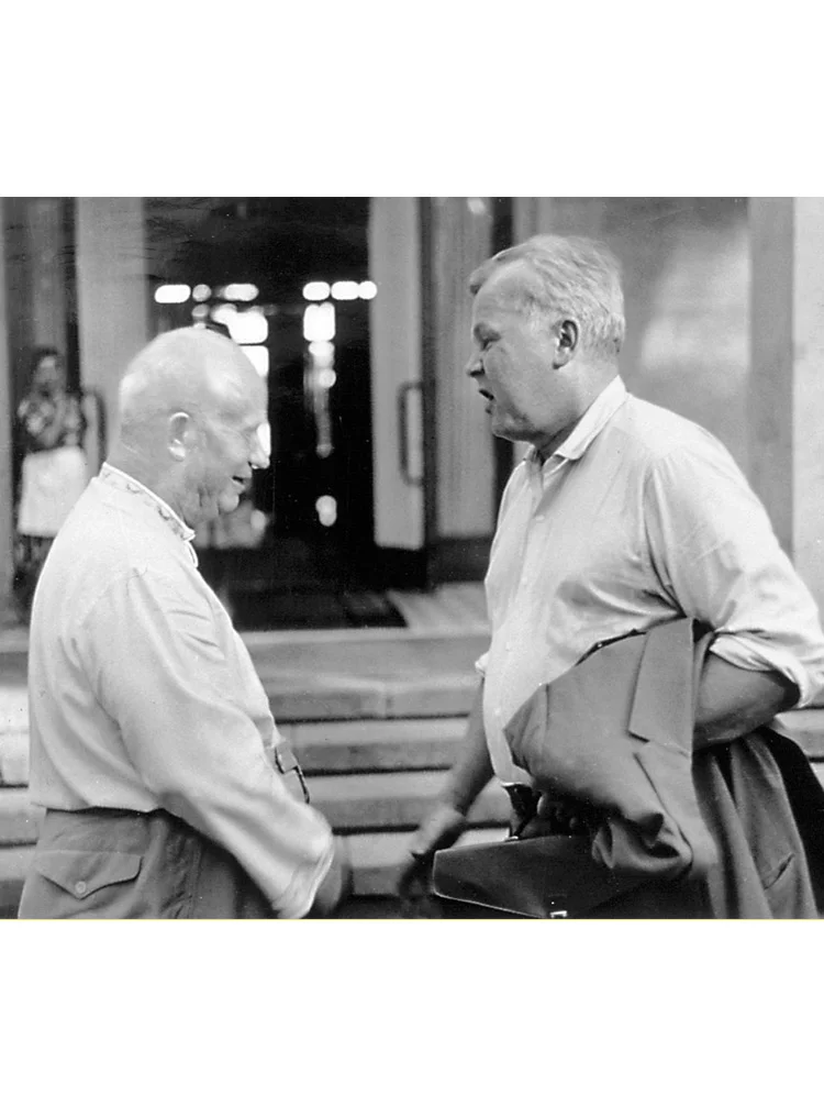 5.8 ┆ Nikita Khrushchev and Aleksandr Tvardovsky. Pitsunda, early 1960s