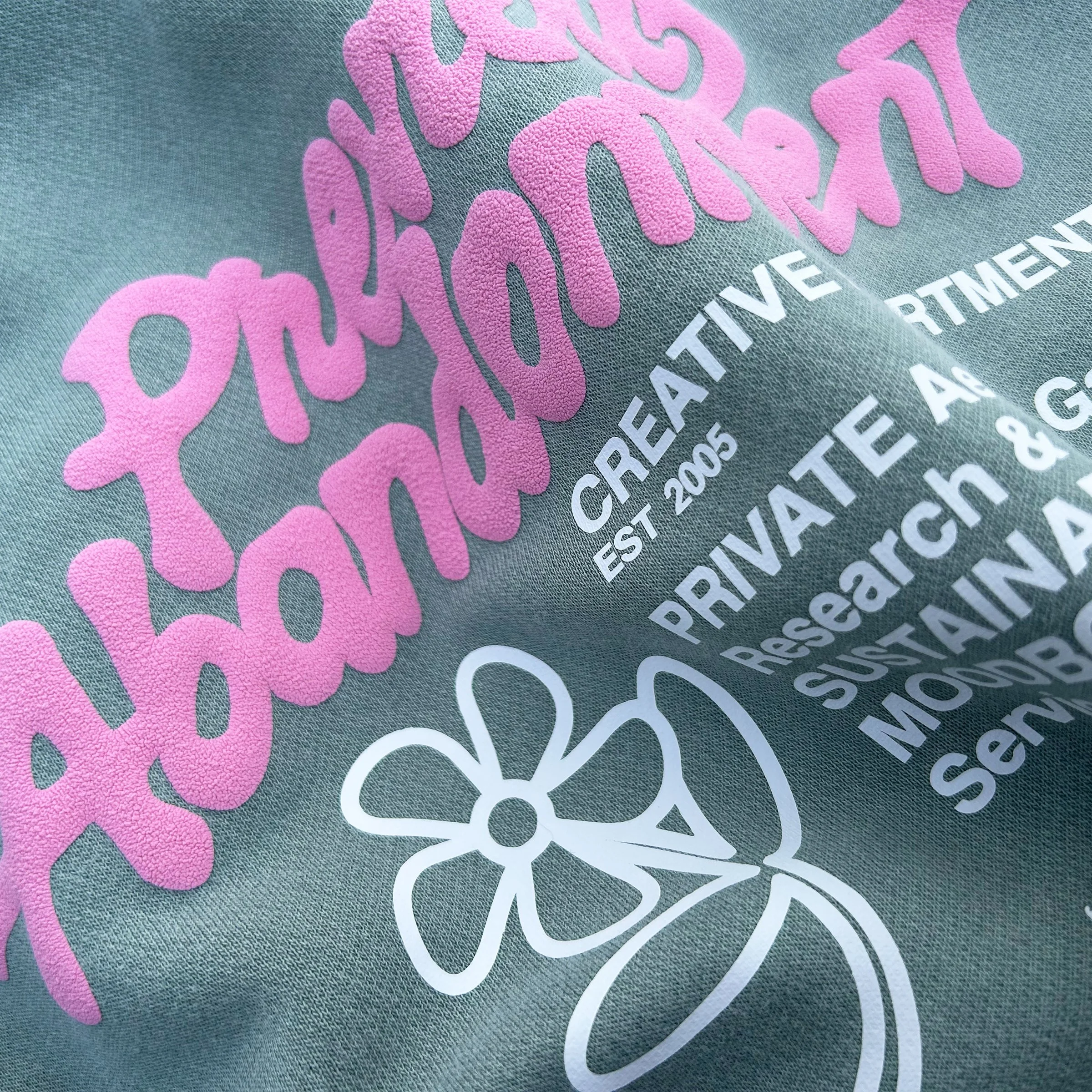 puff logo hoodie green zoom.jpg