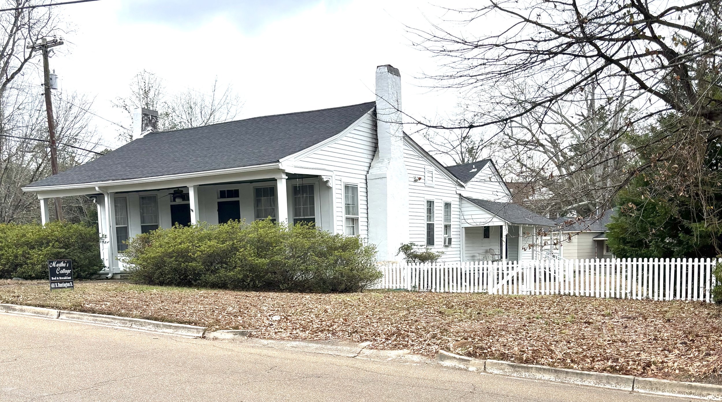 401NH FrontAngle 1.jpg