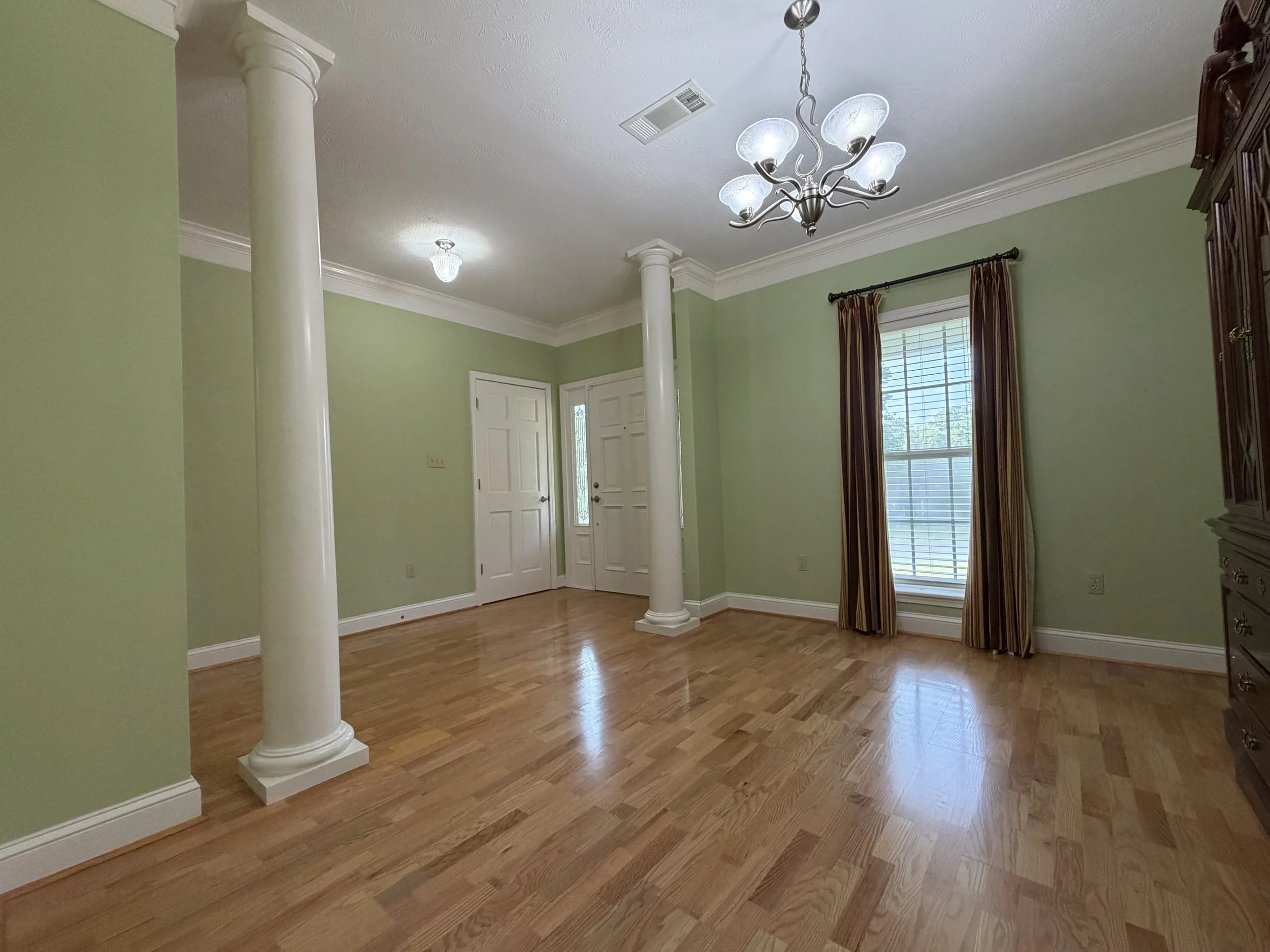 1209WG 4 DR 1.JPG