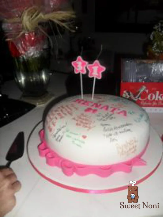Here is the cake with all the msg for the birthday person 