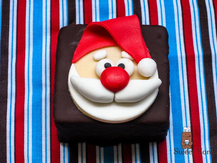 More pao de mel, just Santa