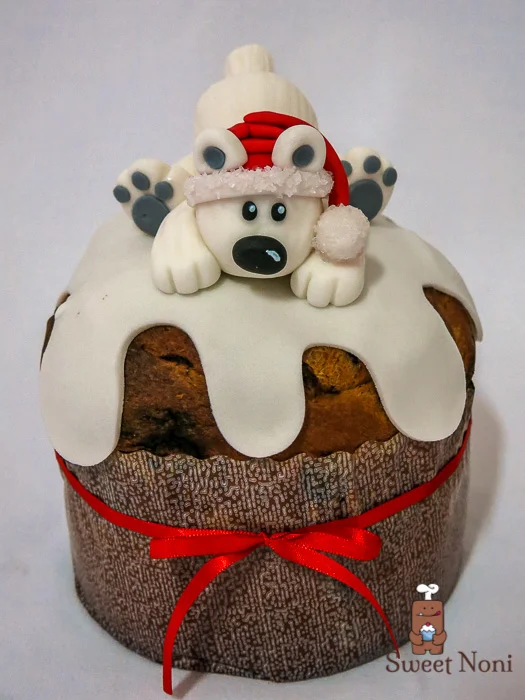 Pollar bear Panetone, completely in love 