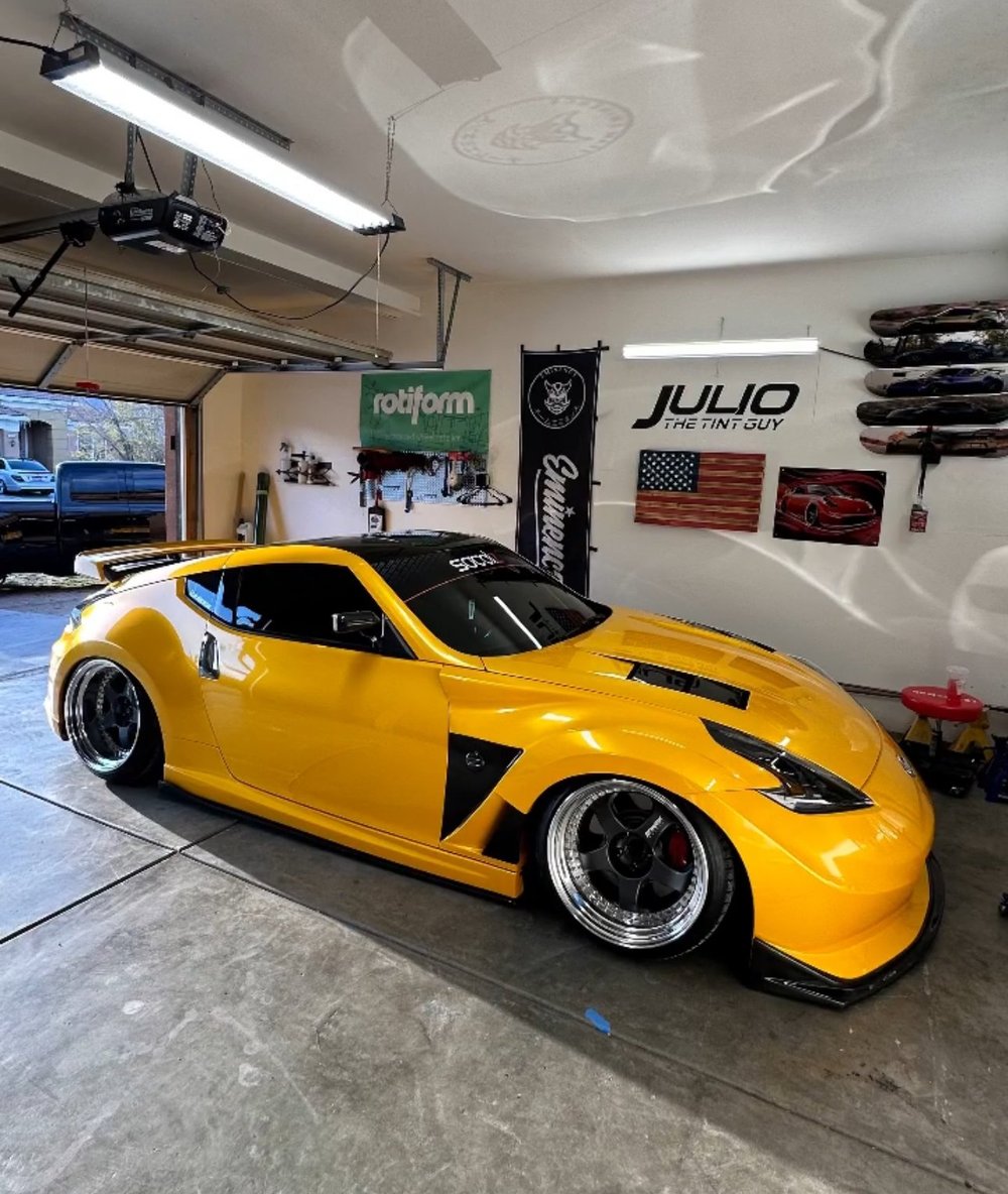 Spec-V Vented Fenders — Fly1 Motorsports