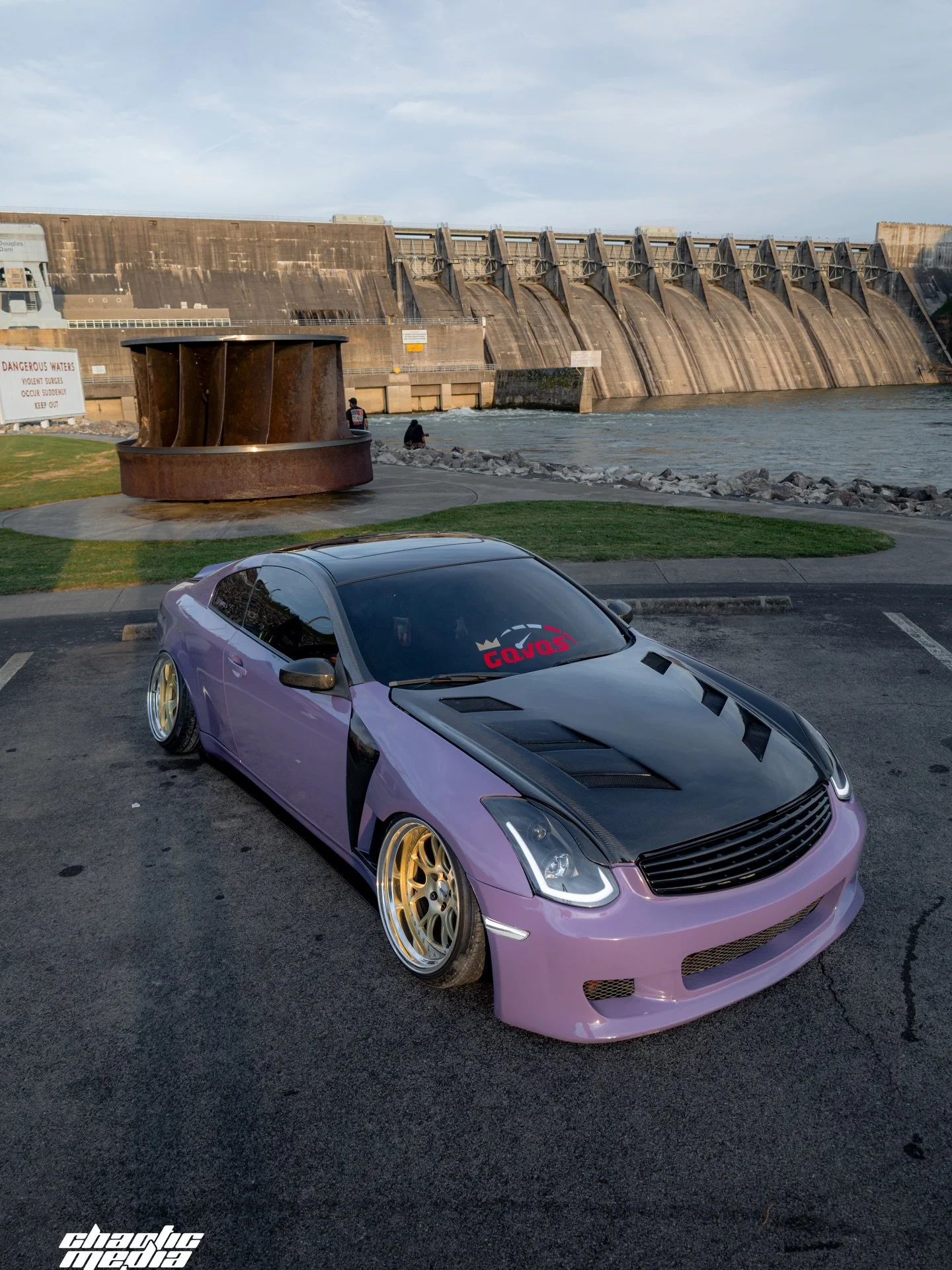 Sunday Fitted 💎!

If you&rsquo;re looking to take your G to the next level, tap in with us for the formula 🍯!! 

🚙: @cornfed_g 
📸: @chaotic_media