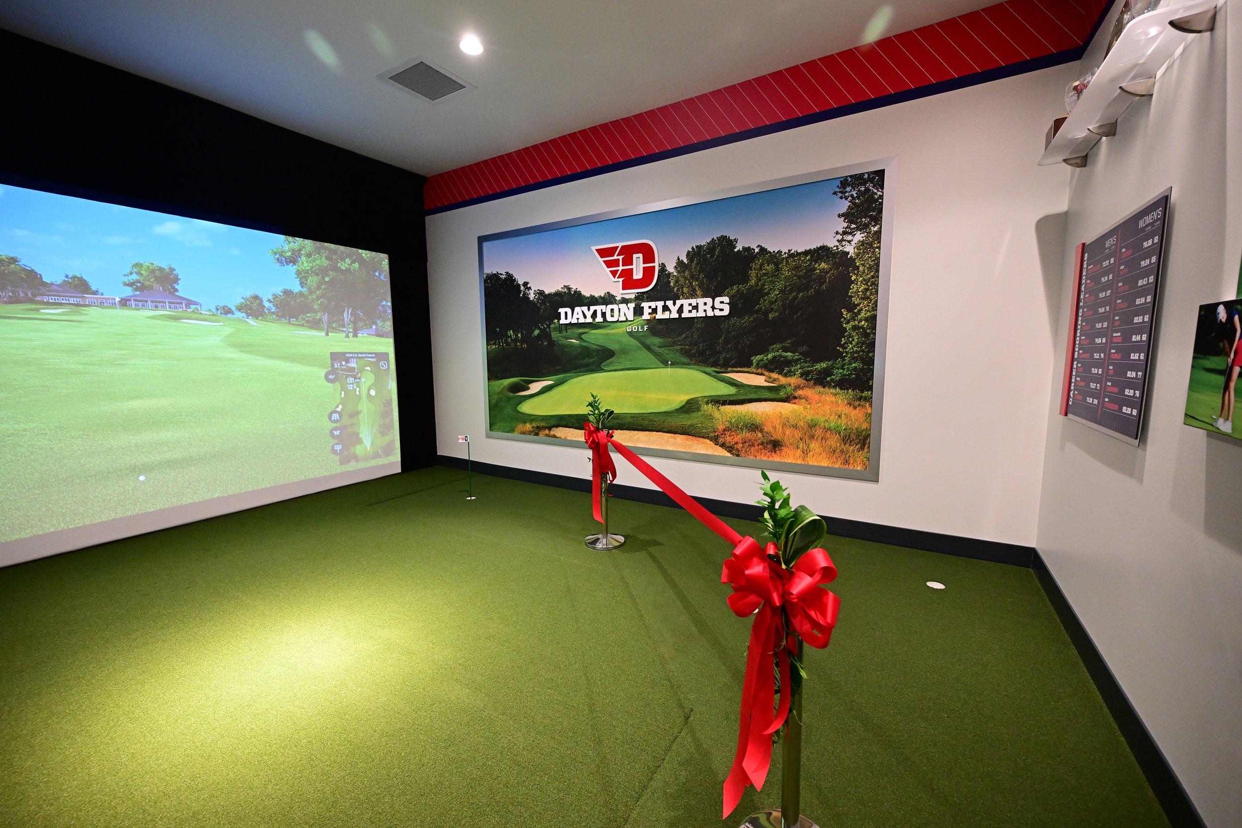 Dayton_Golf_PErformance_Facility_Graphics.JPG