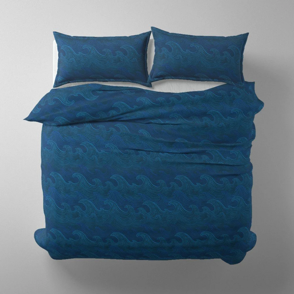 DarkBlueWaves_Duvet.jpeg