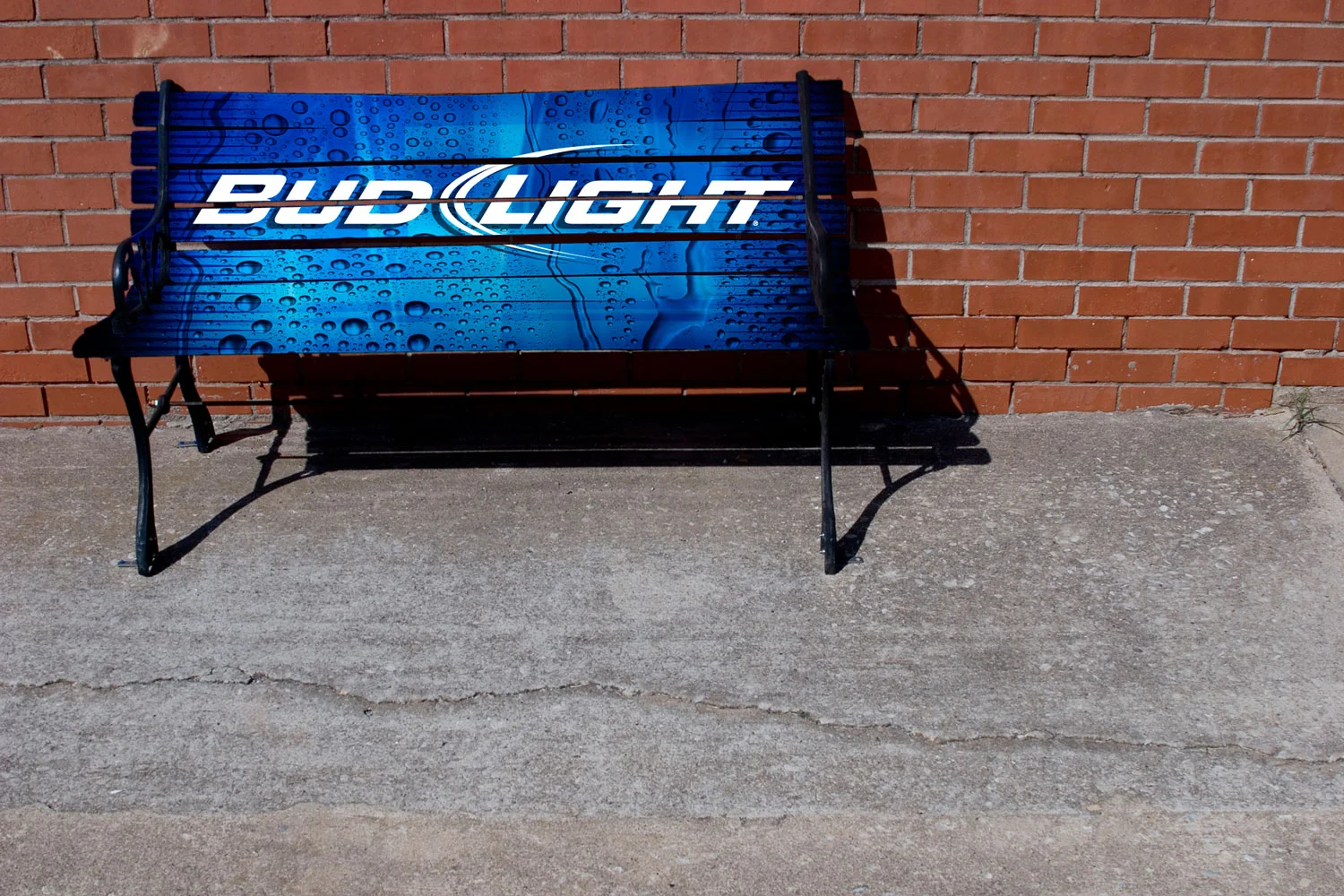 BUDLIGHT_BENCH.jpg