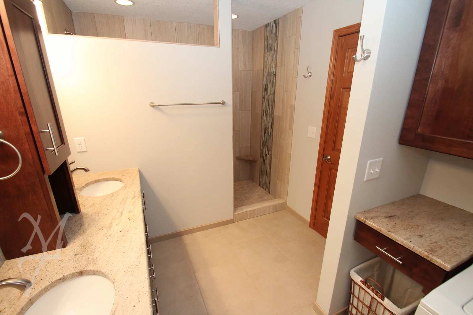 After_Bathroom_06L.jpg