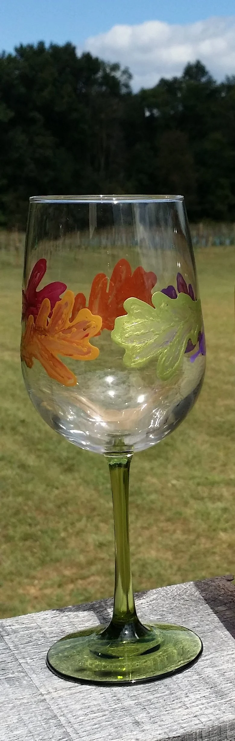 LEISURE TIME WINERY - Autumn Leaves Wine Glass Painting Class