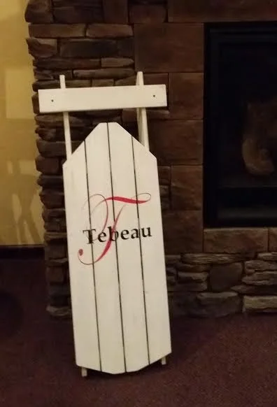 CHATEAU TEBEAU WINERY - Personalized Winter Sled
