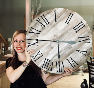 Sandhill Crane Vineyard - Farmhouse Clocks
