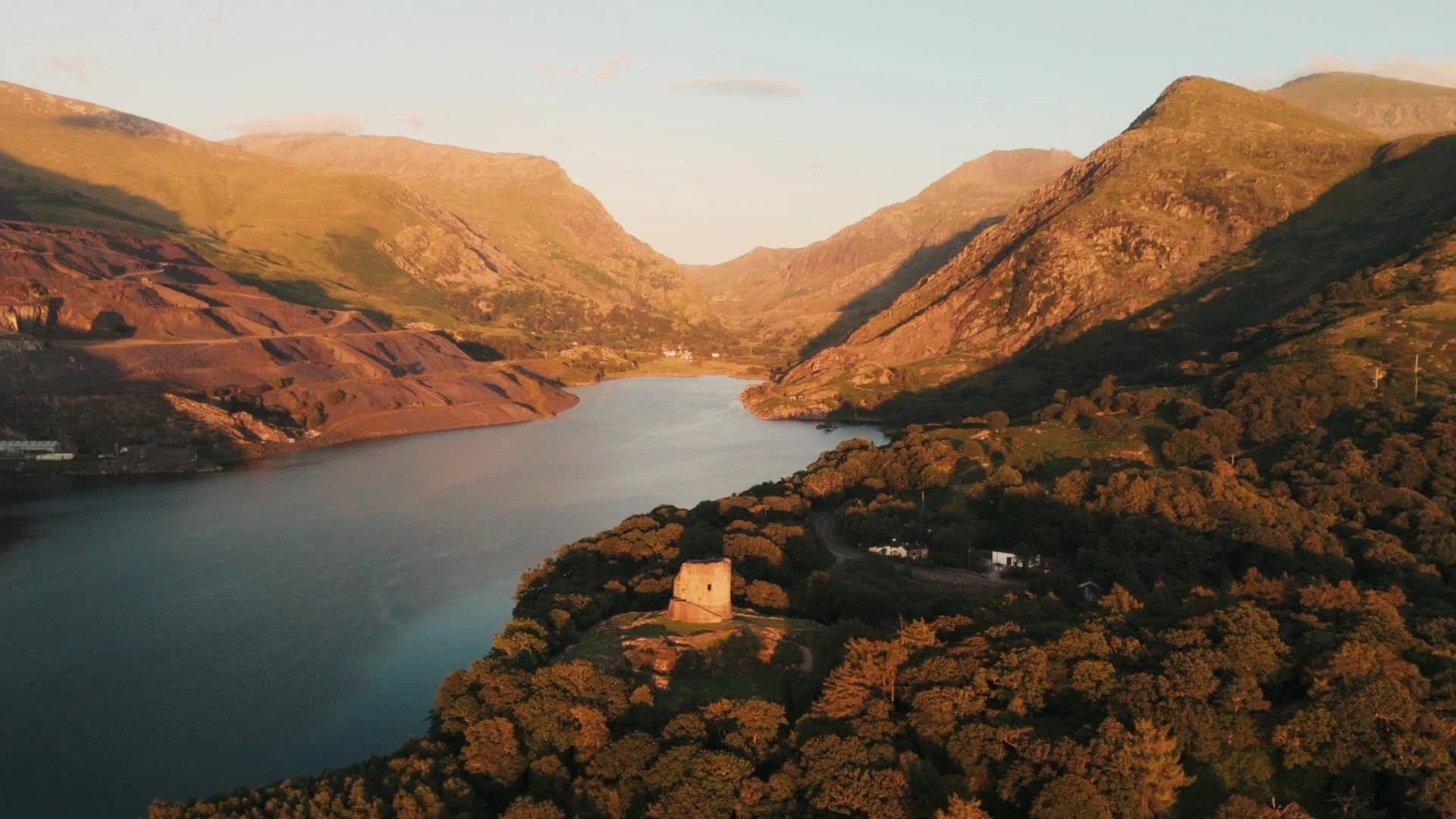 Dolbadarn castle8.jpg