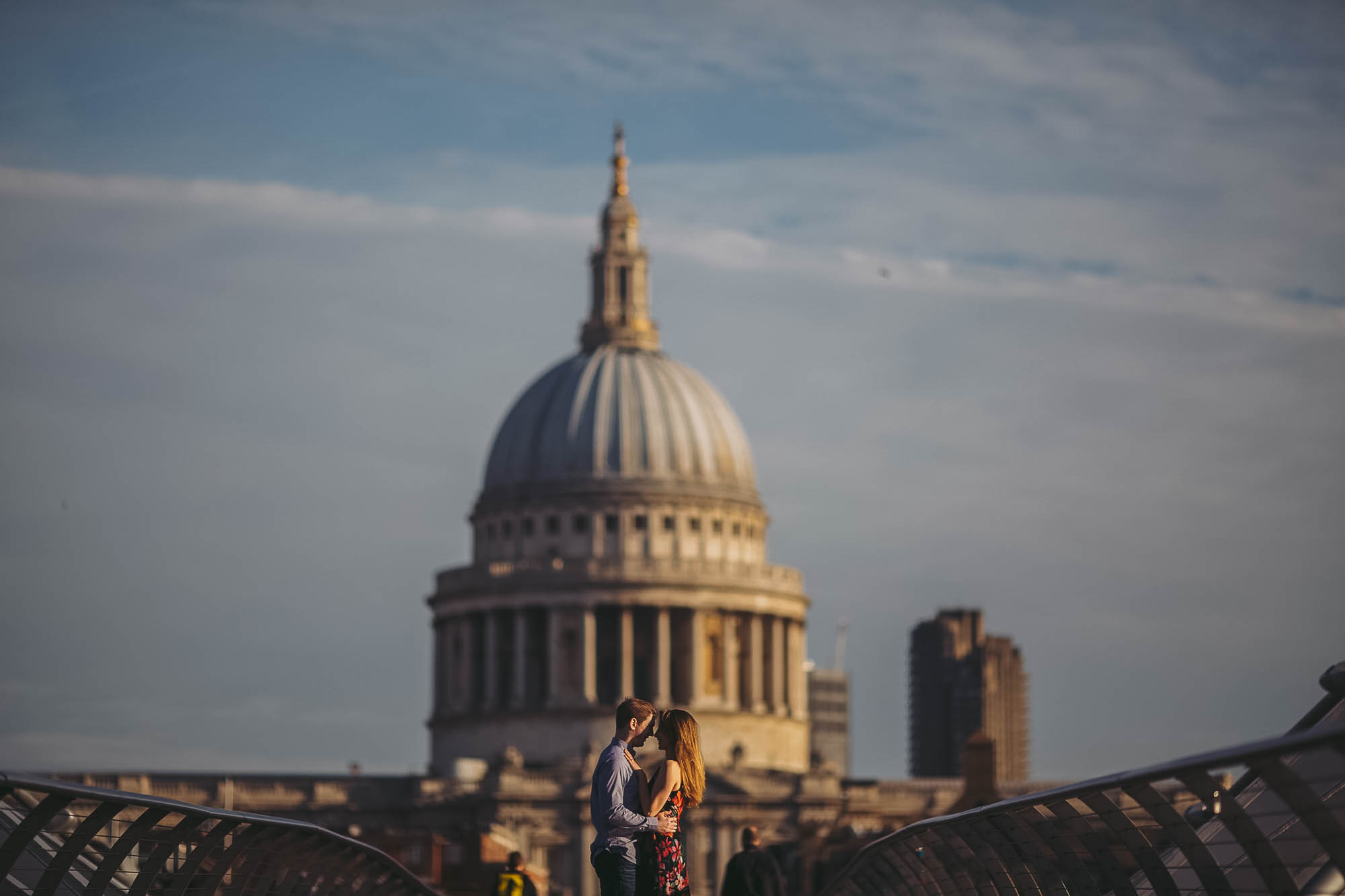 11_london engagement_london bridge_wedding.jpg