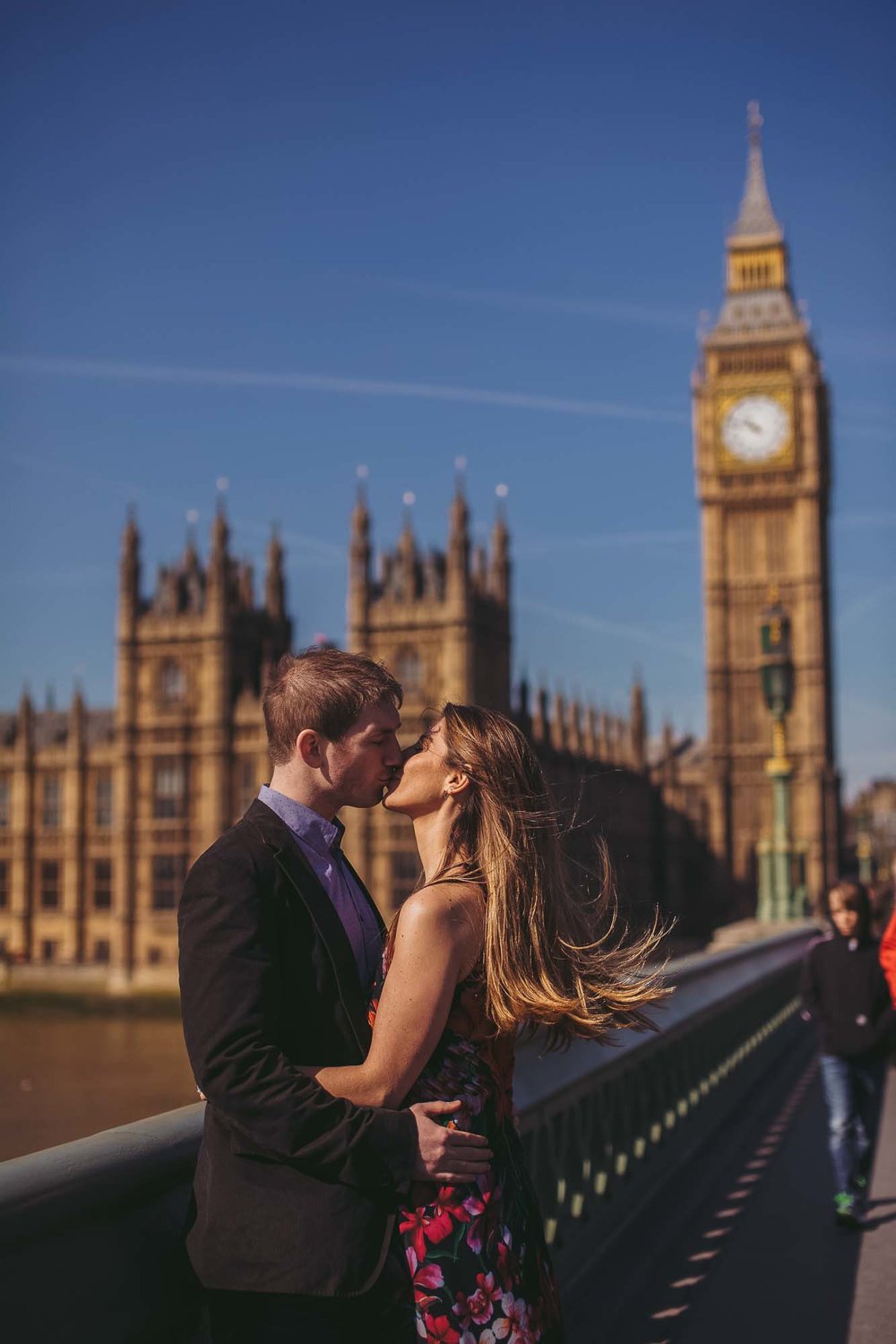 35_london engagement_london bridge_wedding.jpg