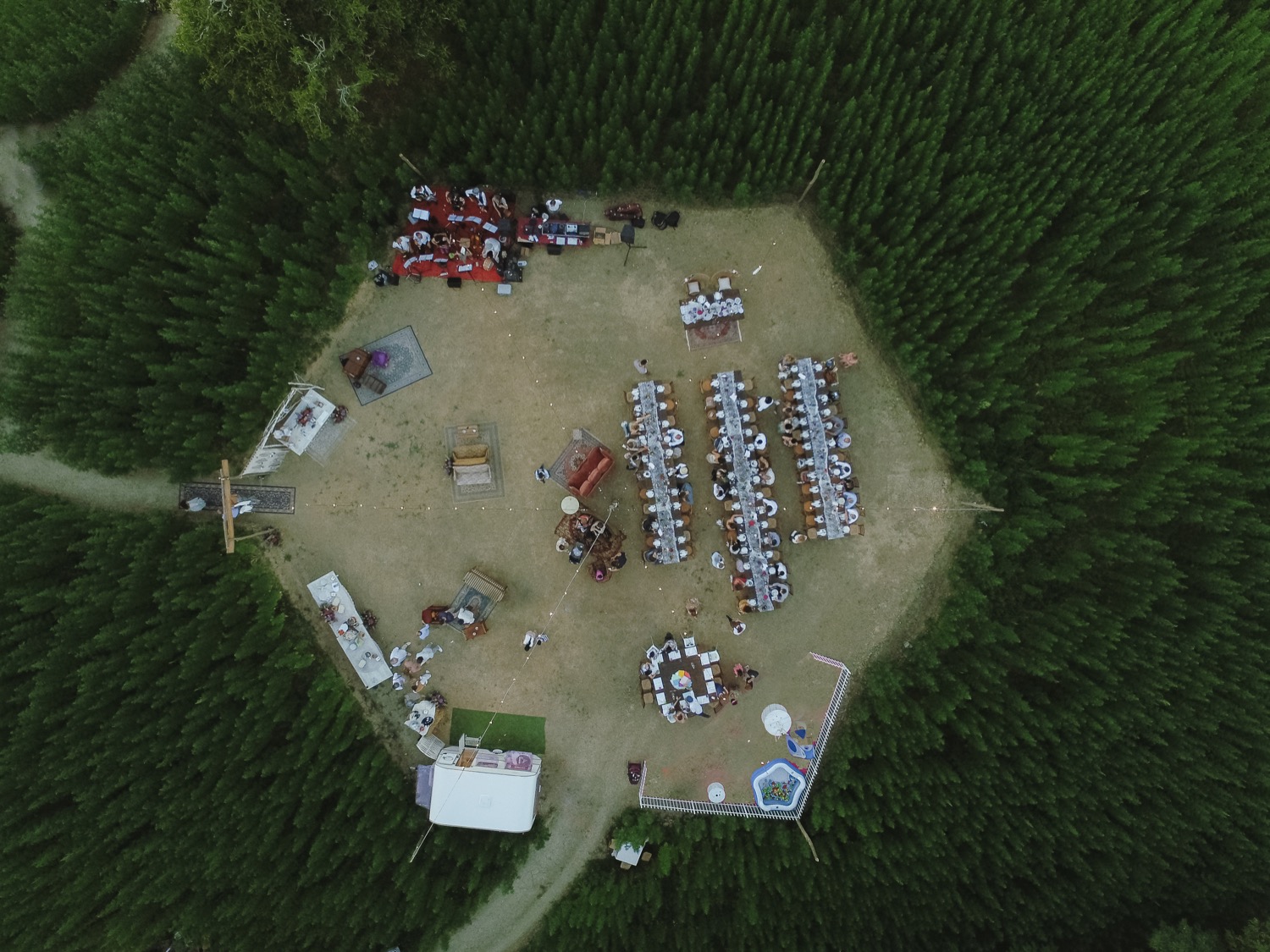 a_F_97__DJI_0018-Modifica_97_gipsy_wedding_hemp_field_coriano_Rimini_scollina_vintage_destinationwedding_destinationphotographer_paolomanzi_1500