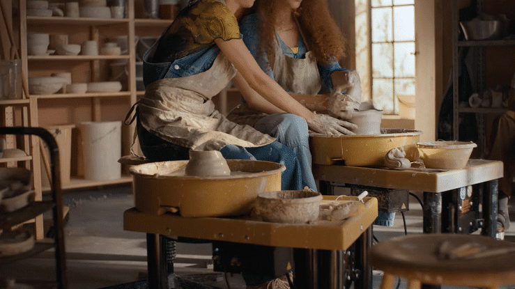 Hinge---Poterie-high2.gif