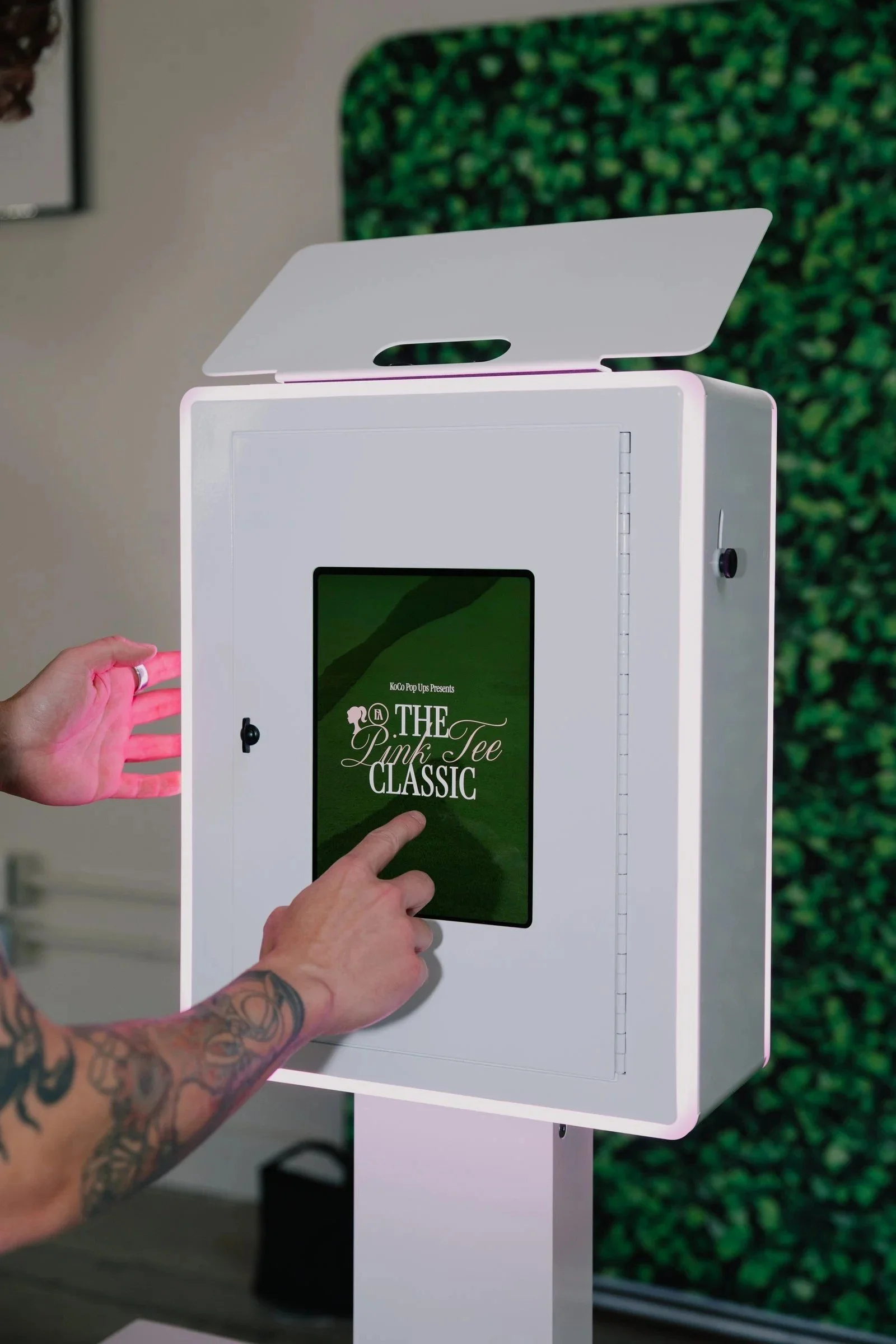 How much does a photo booth rental cost? A guide for Orange County and LA