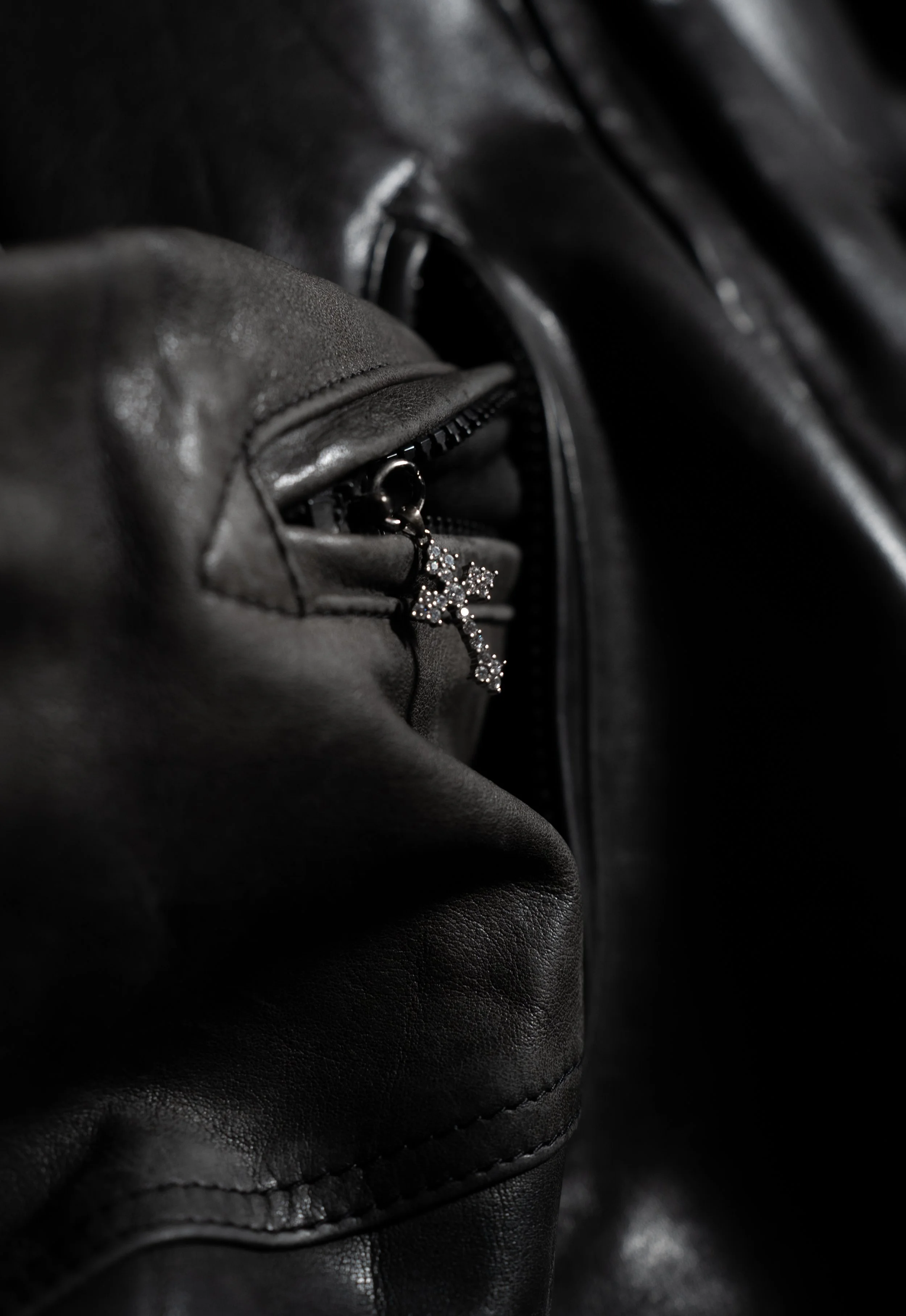 TOROPEY MANUFATTI - Magnétisme de la Lune - 05.jpg