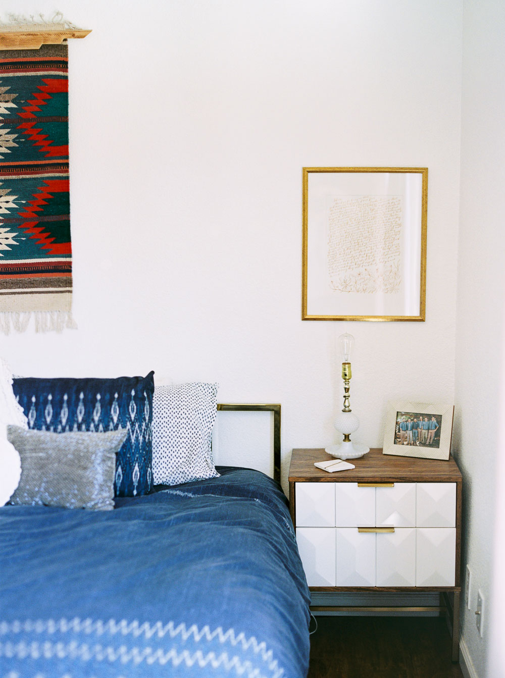 Mid century modern bedroom-5.jpg