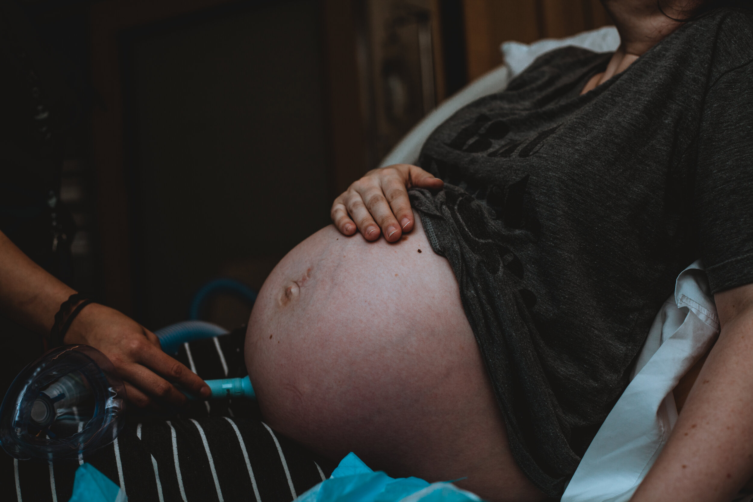Sara Zinn Photography Birth - Belly