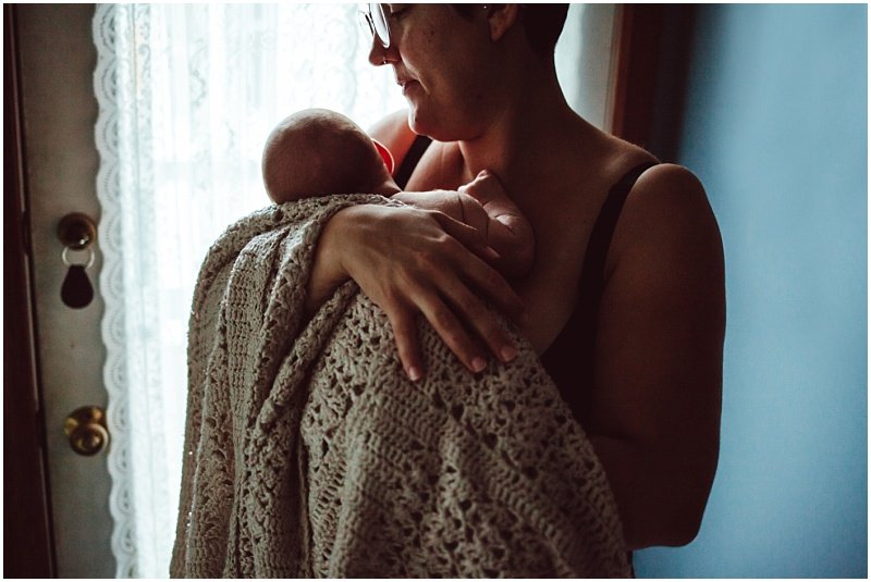 Sara Zinn Photography Newborn Cradle