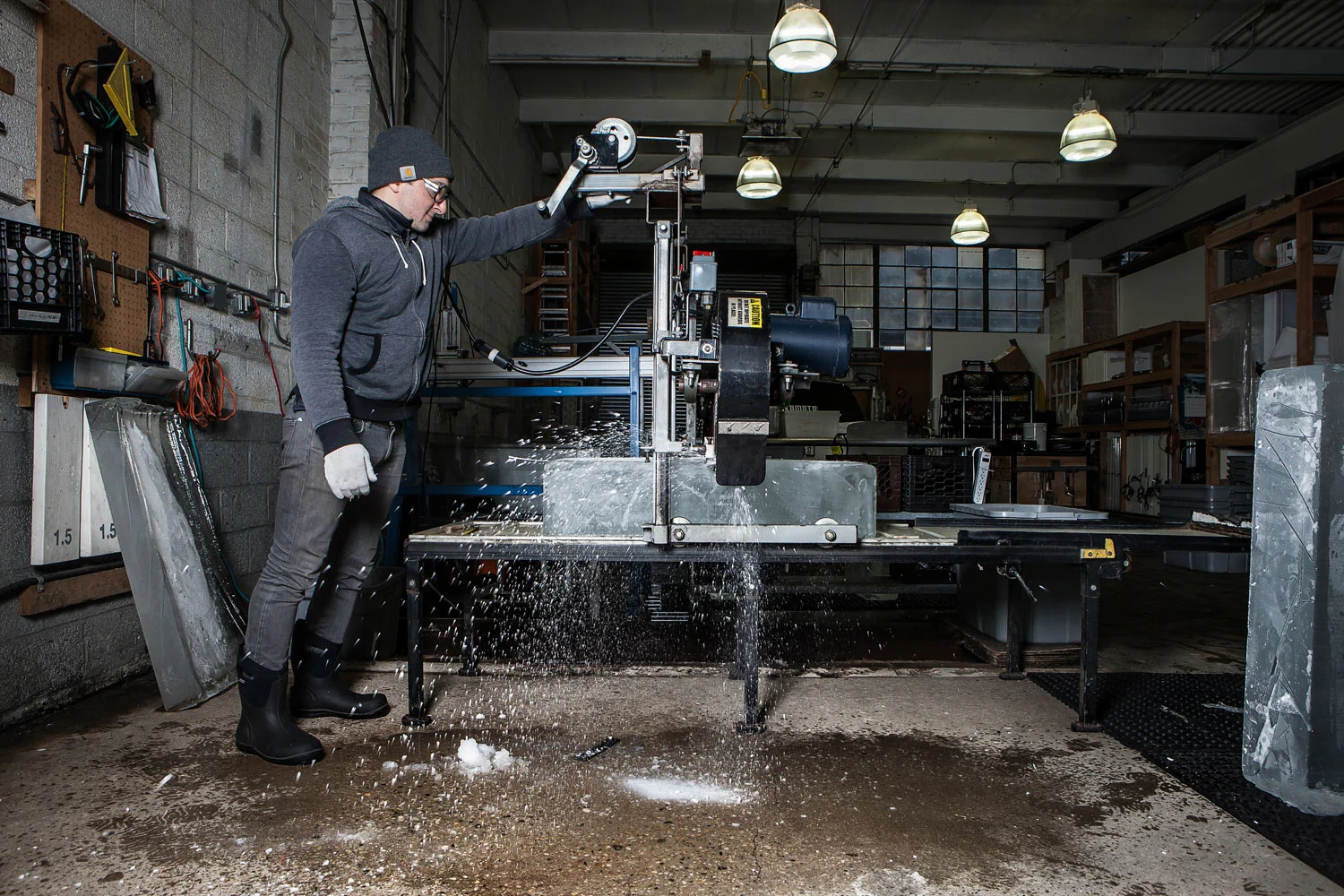 Ice-block-cutter.jpg