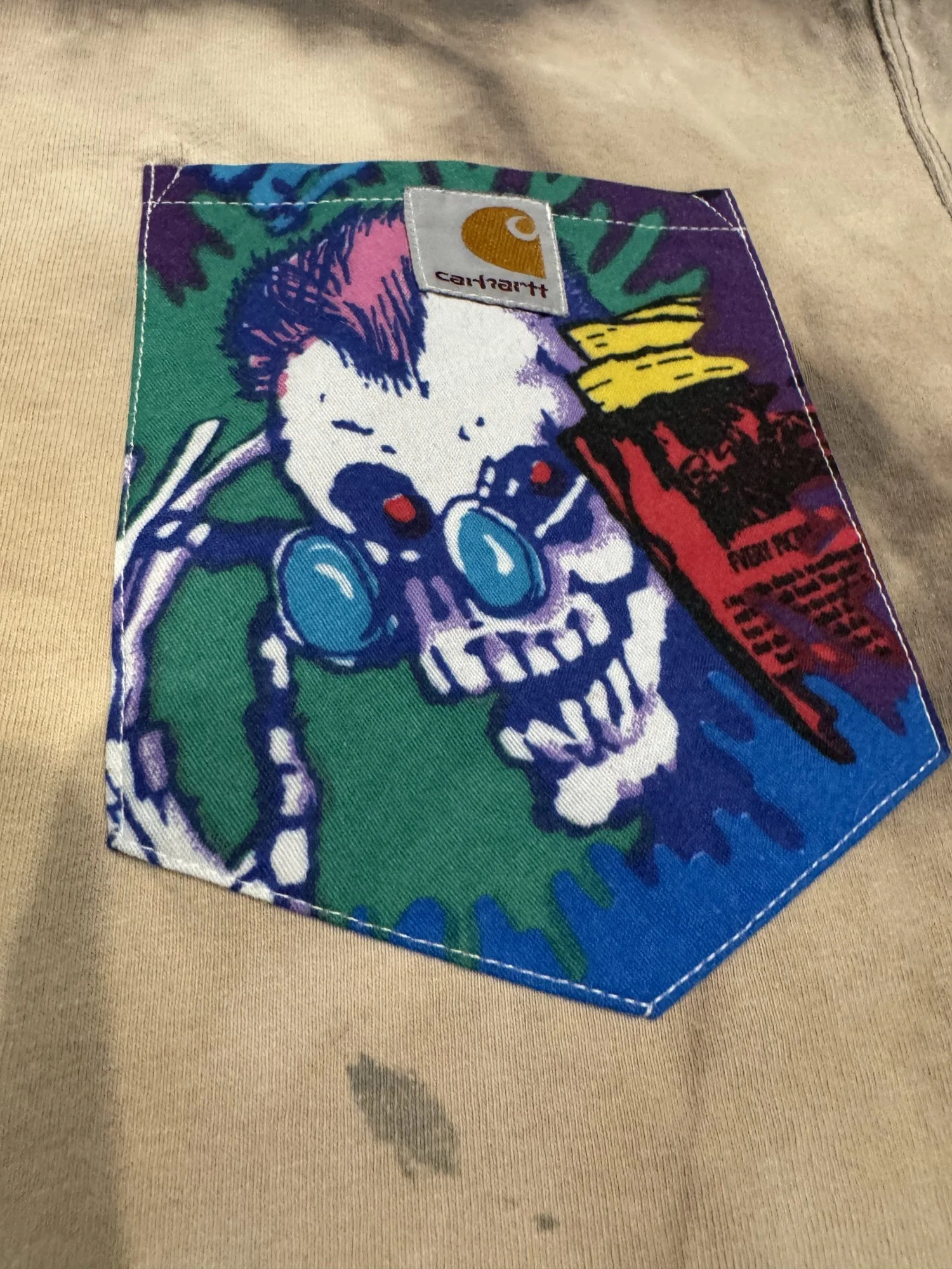 40-goosebumps-tie-dye-carhartt-pocket-t-shirt-2.jpg