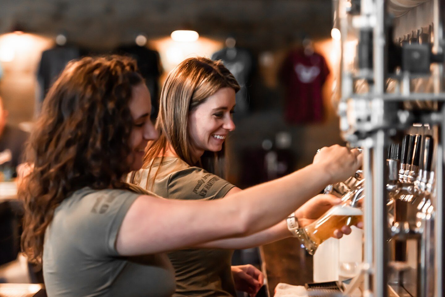 Our Brew Crew is READY for SaturYAY! It's a long weekend and we have the craft beer, the cocktails, and the know how to help you unwind this fine summer weekend. 🌞

Bonus: OKTOBERFEST LEGITIMUS and FESTBIER LEGITIMUS are here and ready to chill with