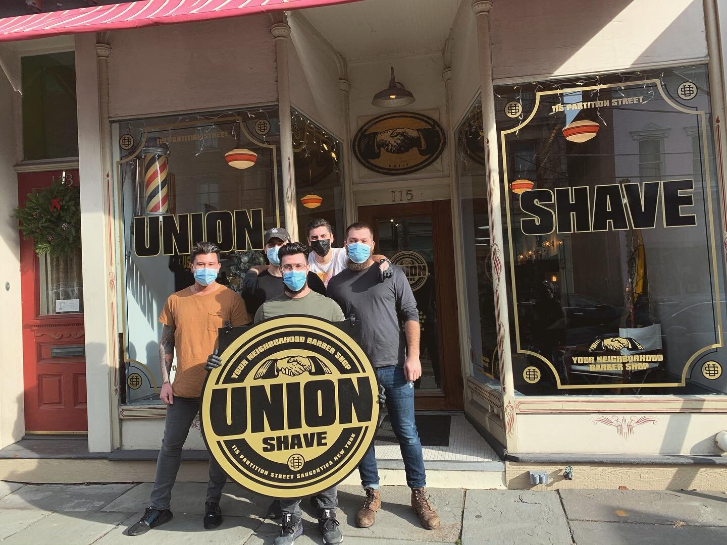 So happy to get our hanging sign today! Thank you Saugerties! Book your appointments for the holidays link in bio! #unionshave