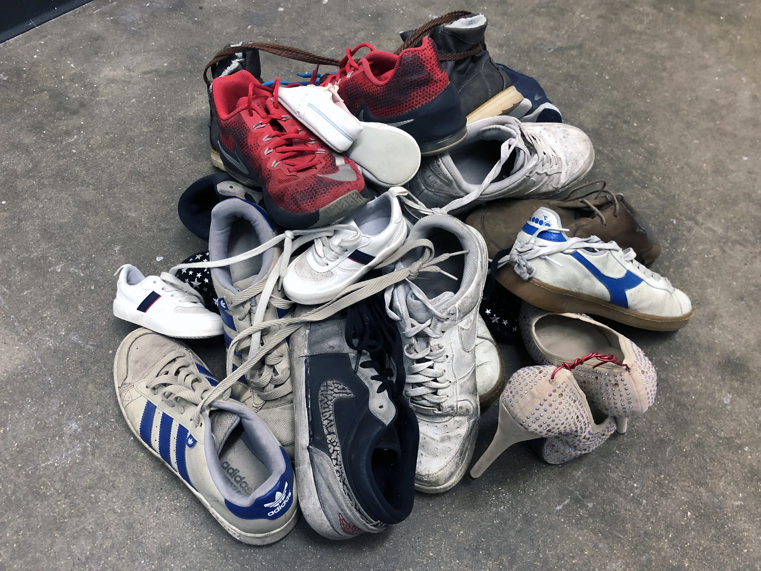 Penthos On Wire (Detail)