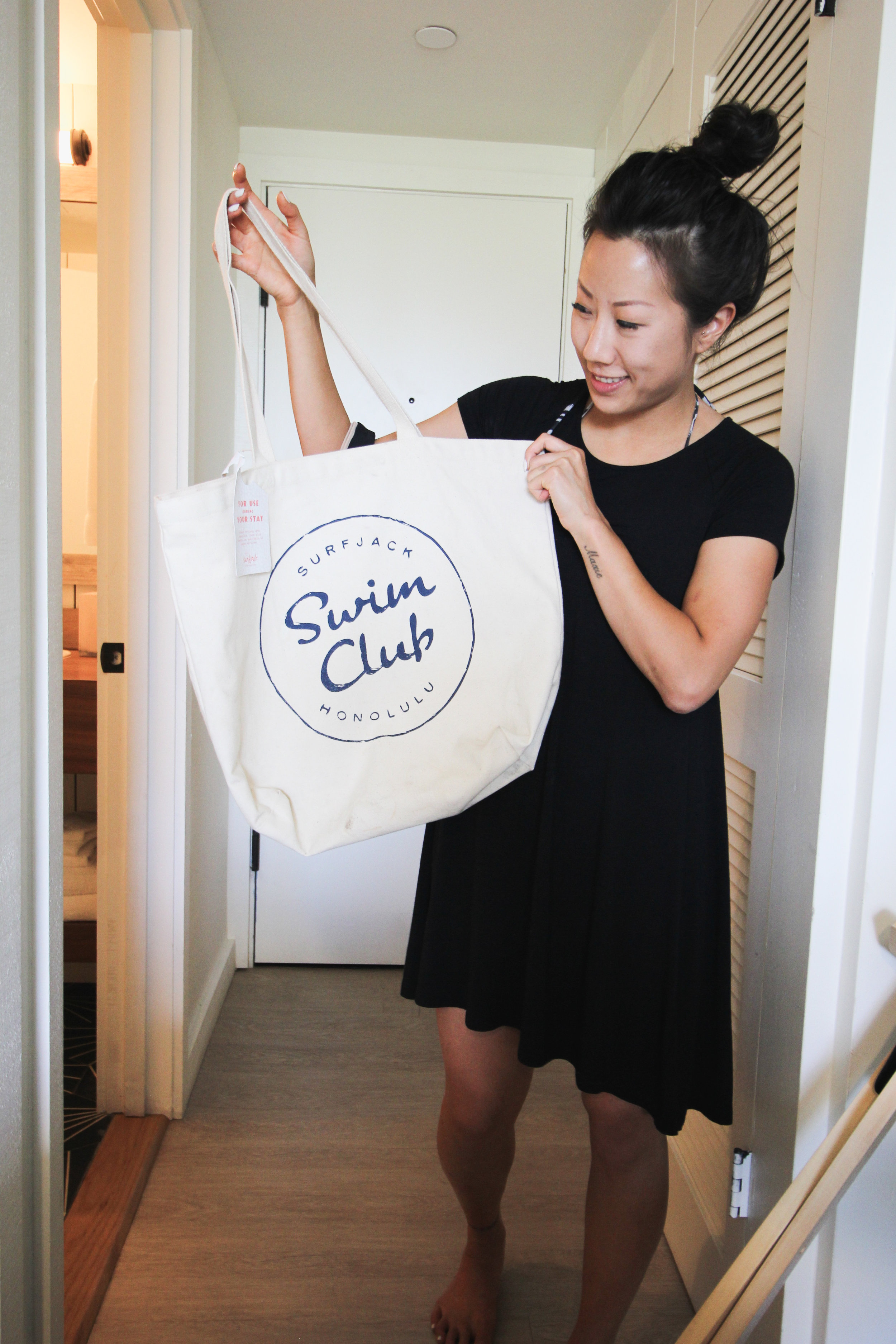 Laura with our Surfjack Swim Club tote