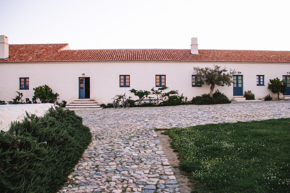 The grounds of Sao Lourenco do Barrocal at sunrise