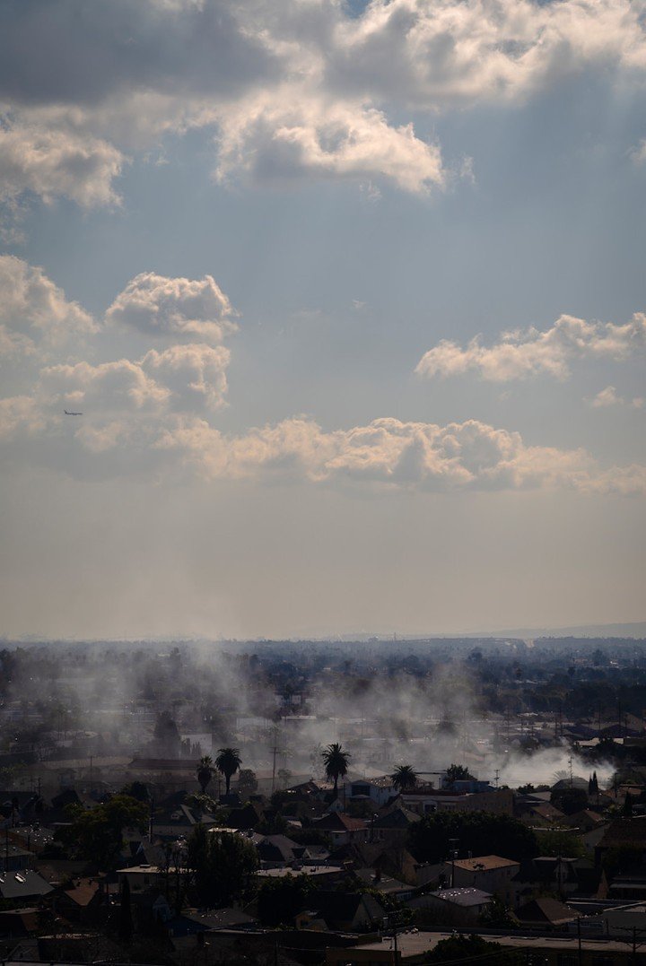 UPDATE: Paper prints restocked! 

👉 https://www.vanurfalianphotographs.com (Linked in bio)

Pictured: &ldquo;South LA View No.1&rdquo; 
.
.
.
.
#southlaviewno1 #clouds #city #urban #view #smoke #southcentral #southla #vanurfalian #vanurfali