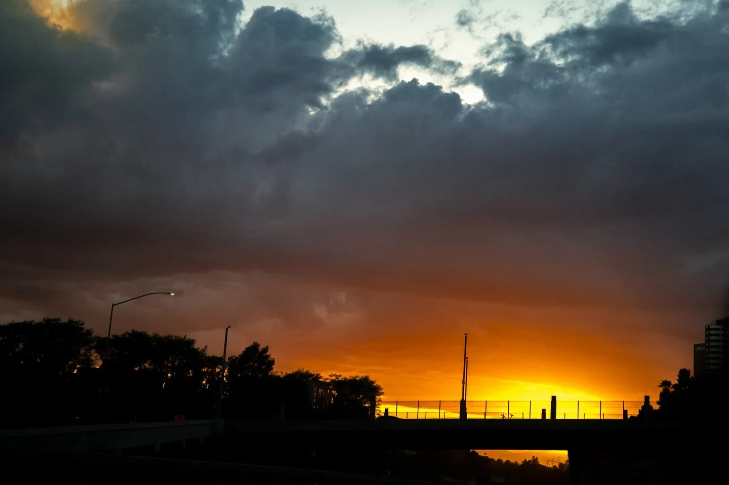 The drive home. 
#sunset #freeway #the101 #leica #vanurfalian