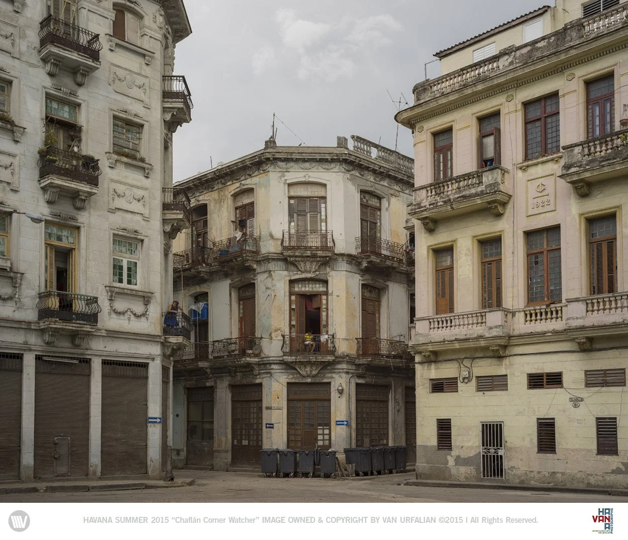 HAVANA_©VanUrfalian_0127_WEB_16X20.jpg