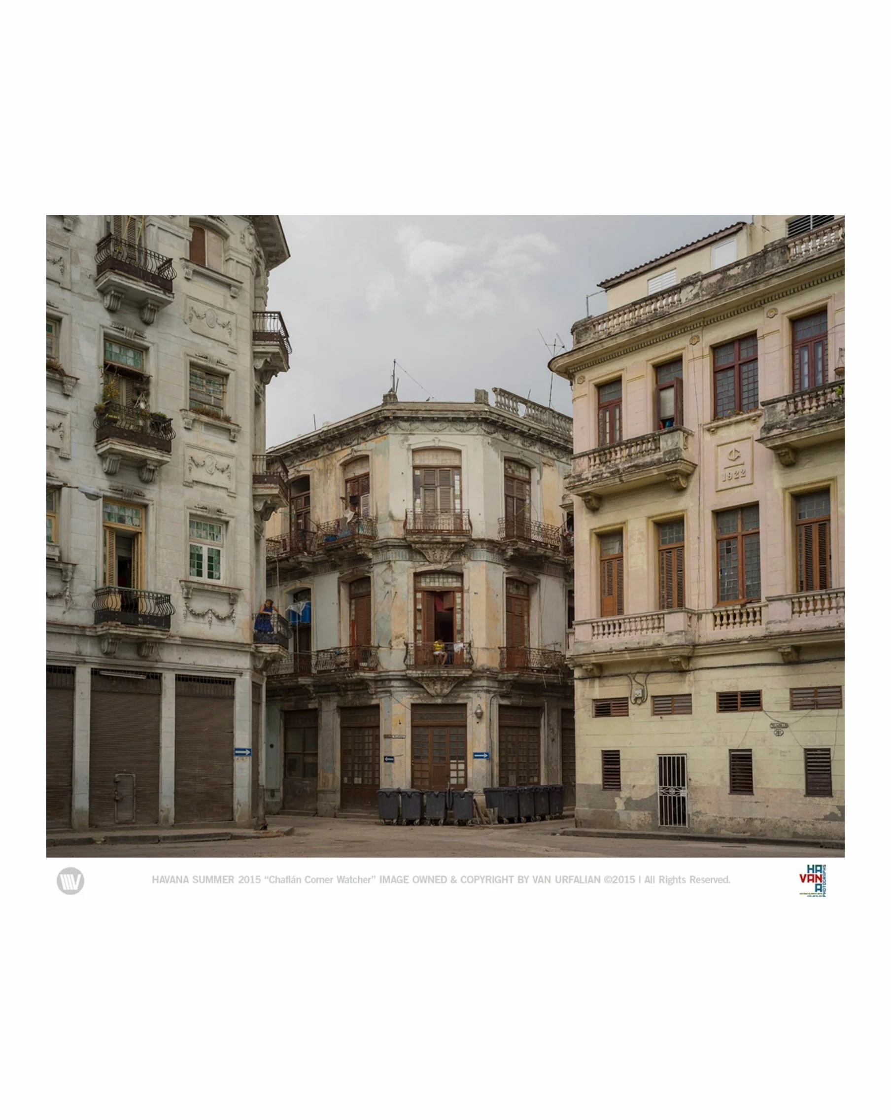 &ldquo;Chafl&aacute;n Corner Watcher&rdquo;
One building to face two streets, classic Havana. Shops sealed shut below. Above, someone&rsquo;s always home, always watching. Grandeur and disrepair, same frame. See it in person Aug 29. 🇨🇺📷
#havanacub