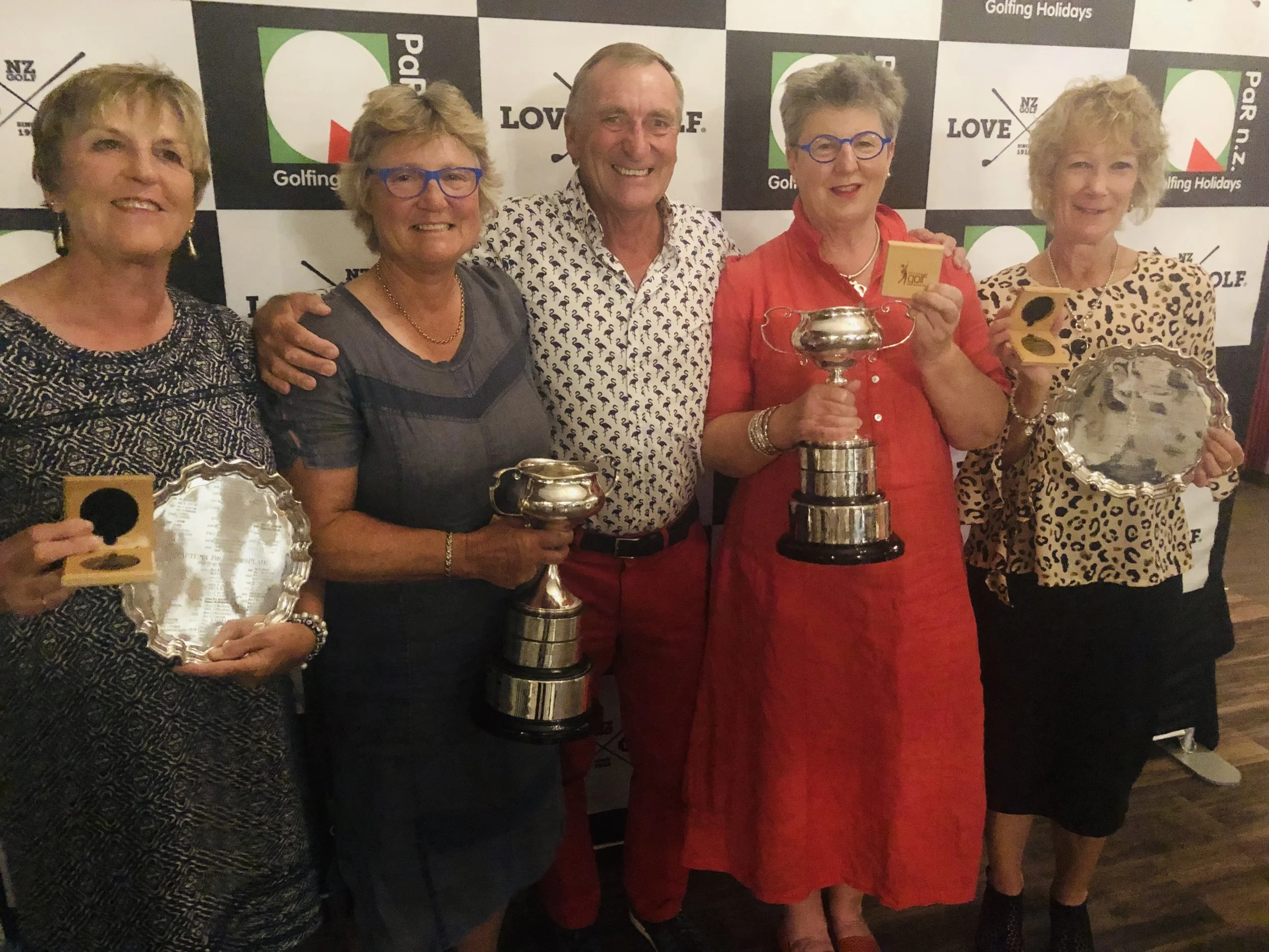 Photo from left Pam Johnston, Helen Green, Murray Armstrong (Paraparaumu Golf Chairman), Janet Myers, Heather Gifkins