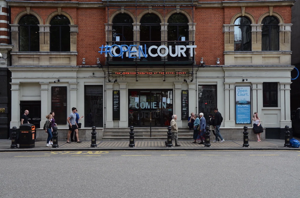 OPEN COURT