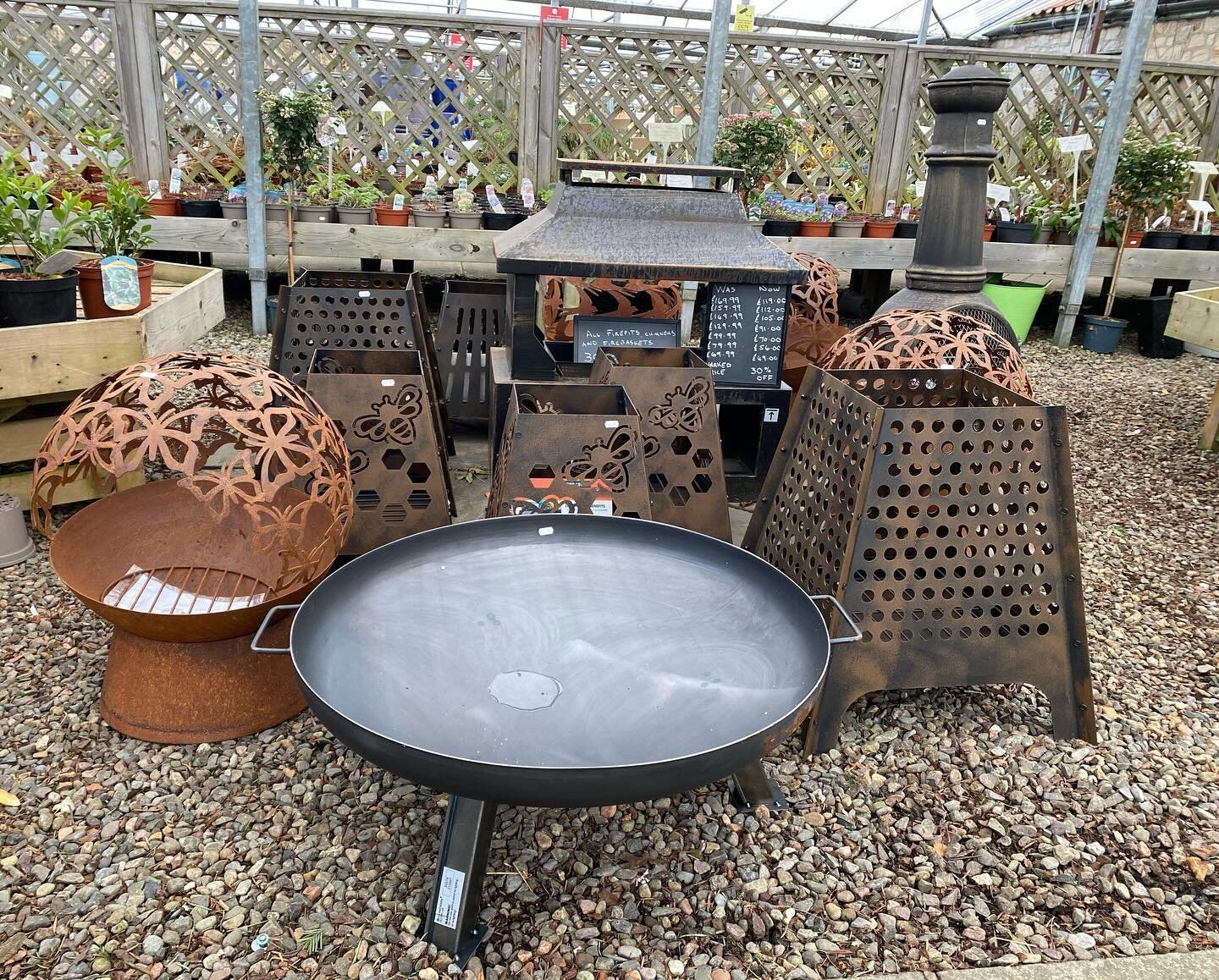 ⭐️⭐️⭐️ 30% off all firepits and chimneas ⭐️⭐️⭐️

Throughout January and February we are offering 30% off from all of the firepits, fire baskets and Chimineas we have in stock!! 
#millgardencentre #firepit #gardenlife #garden #sale