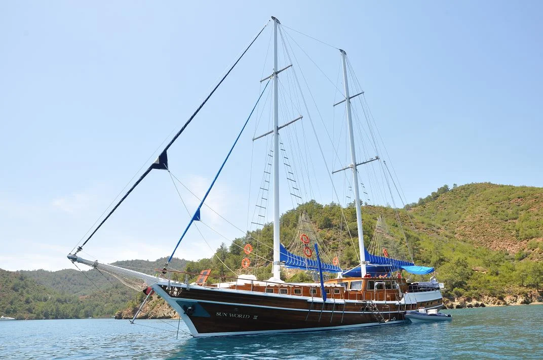 Boat.JPG