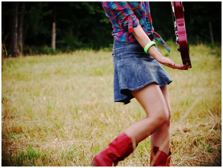 rock-and-field-and-revolution-14-lilylafronde.jpg