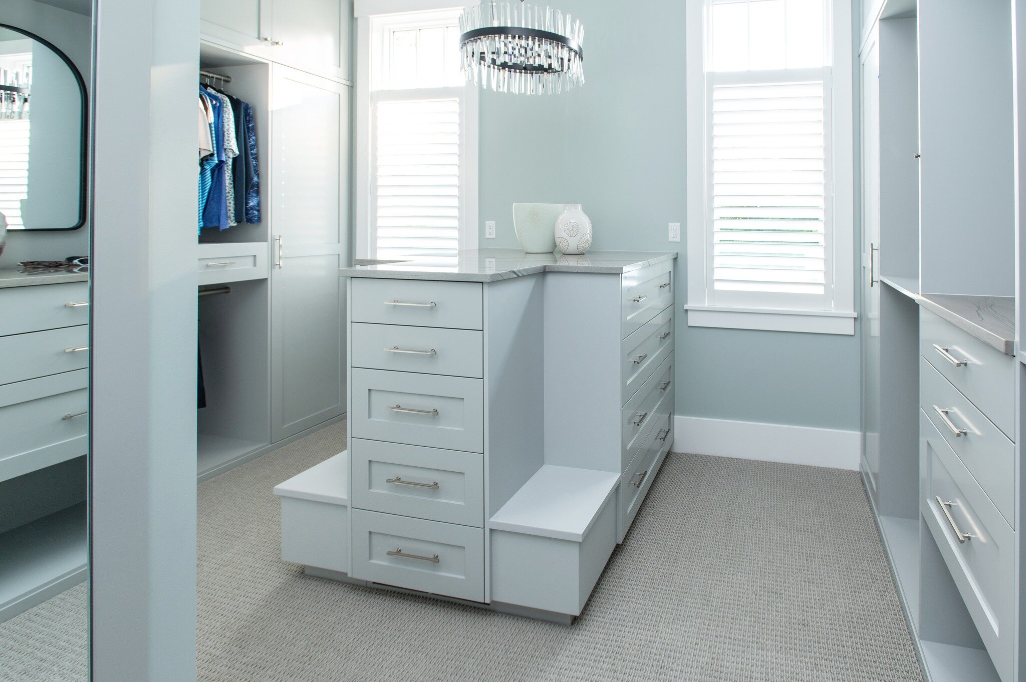 With spring right around the corner, it may be time to update that closet! 

Design: @benchmarkdesignstudios 
Builder: @mikeschaapbuilders 

#Benchmarkwoodstudio #primarycloset #closetgoals #millworking #customcabinetry