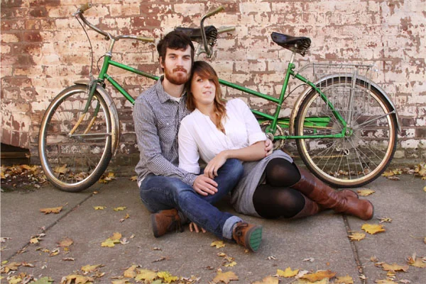 A Tandem for Two:&nbsp;A Lincoln Park Styled Engagement Shoot