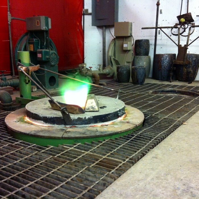 Casting with aluminum from melted down engine pistons .
.
.
.
.
#metalcasting #sandcasting #technicalmetabolism #moldmaking